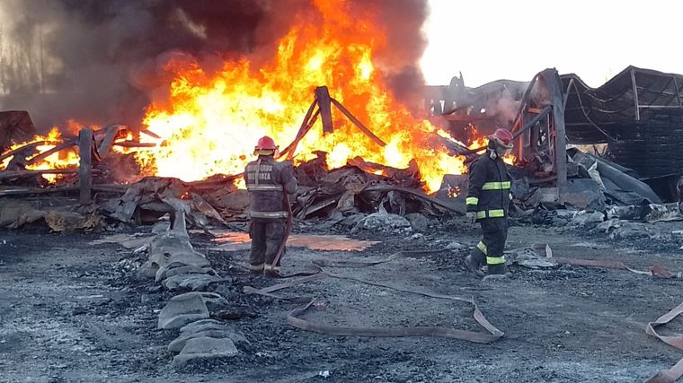 Plastiandino se incendió en mayo. Foto: Gentileza