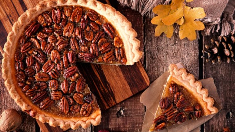 Admira esta deliciosa tarta, si eres fan de las nueces ¡te encantará!