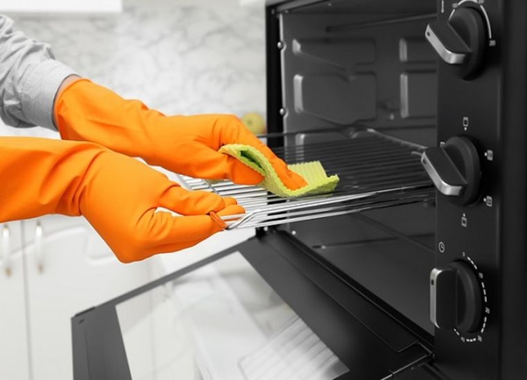 Este truco de limpieza dejará el horno eléctrico como nuevo Foto: Shutterstock