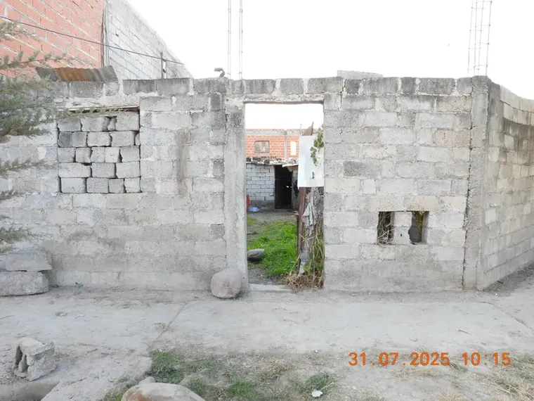 La casa precaria de un asesino. La casa precaria de un asesino.