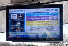 trenes Los trenes amanecieron con una propaganda de campaña. Crédito: Twitter Foto: Captura
