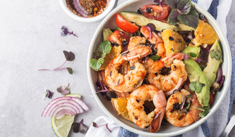 Sorprende con una ensalada de camarones y aguacate totalmente exquisita Foto: Shutterstock