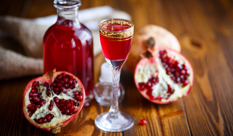 Vino casero de granada: cómo lograr el equilibrio perfecto entre dulzura y acidez Foto: Shutterstock