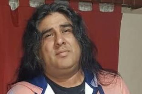 El cantante de cumbia, Adrián Marcelo Torres, fue capturado por una nueva acusación de abuso sexual en su contra. El cantante de cumbia, Adrián Marcelo Torres, fue capturado por una nueva acusación de abuso sexual en su contra.