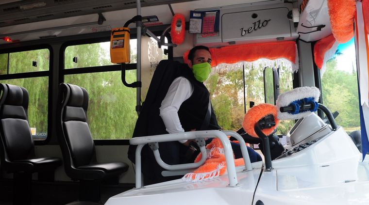 Desde la CNRT aseguran que han salido a controlar que las ventanillas estén abiertas en el tranporte público Foto: ALF PONCE / MDZ