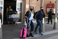 Telefónicamente y de modo presencial se hace el control del aislamiento de pasajeros Foto: ALF PONCE MERCADO / MDZ