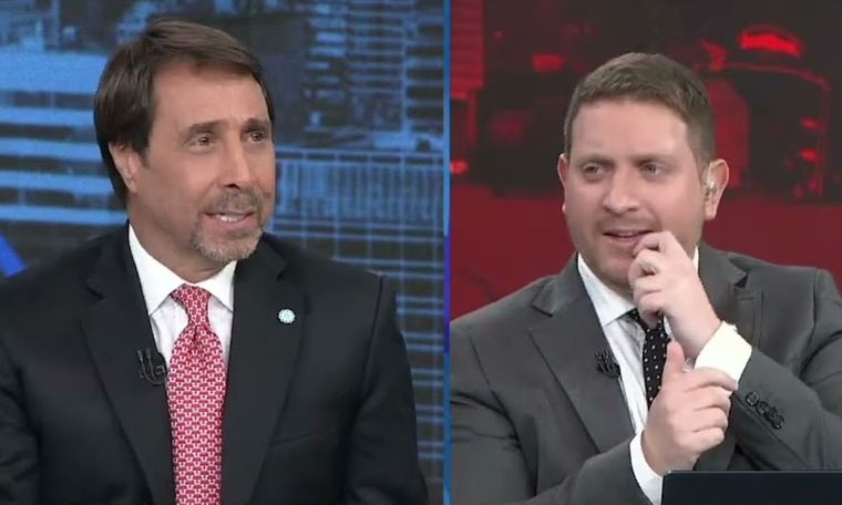 Eduardo Feinmann y Jonatan Viale no se pueden ni ver Son varios los motivos por los cuales los conductores se detestan Foto: Captura de TV