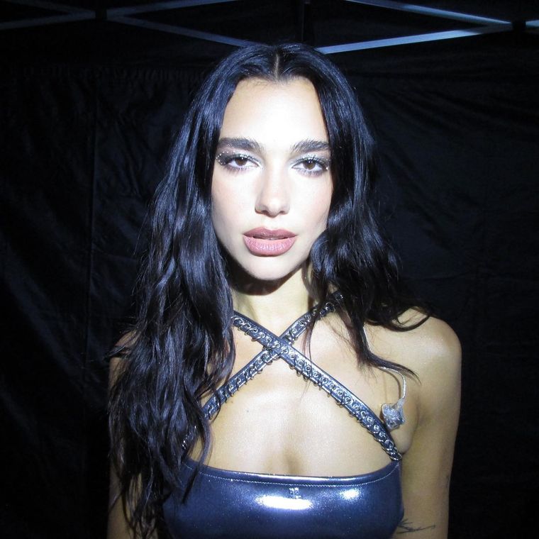 Dua Lipa nació el 22 de agosto de 1995 en la ciudad de Londres