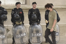 Uno de los amigos de Fernando llegando a los Tribunales para declarar Foto: NA Uno de los amigos de Fernando llegando a los Tribunales para declarar Foto: NA