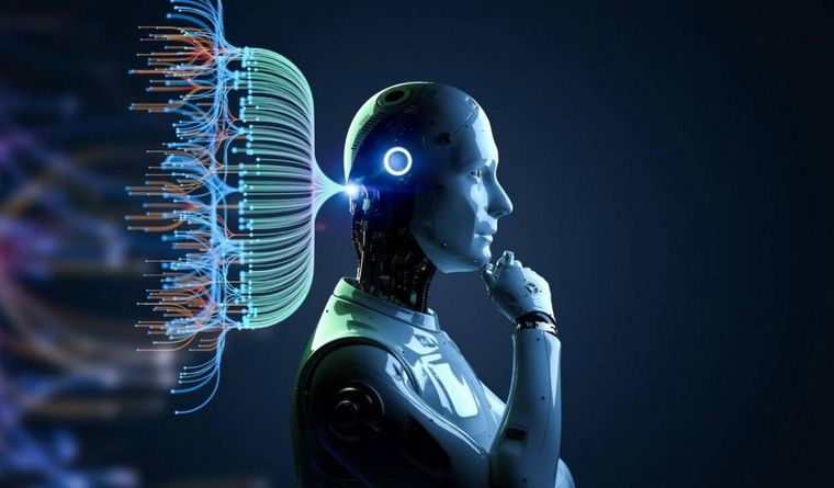 Siempre le digo a los más jóvenes, los de mi generación nacimos en la era analógica y ahora somos partes de la era digital.  Foto: EFE.