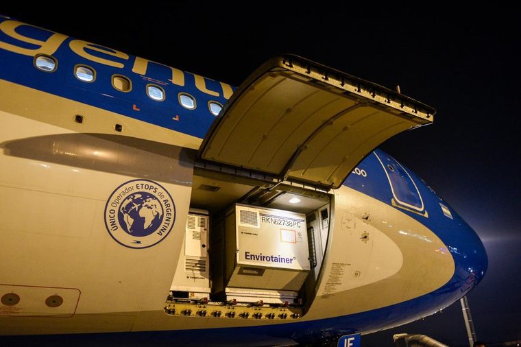 Este martes llegan más vacunas Sputnik V al país Foto: Telam