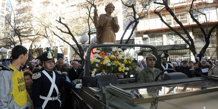 Santiago Apóstol es el patrono de Mendoza y la creencia popular indica que protege a la provincia de temblores y desastres naturales. Foto: MDZ