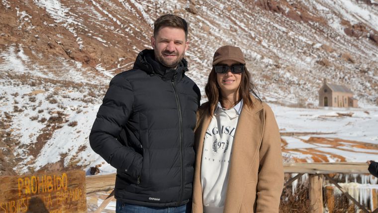 Agustín y Martina de Buenos Aires visitan Mendoza por el fin de semana. Agustín y Martina de Buenos Aires visitan Mendoza por el fin de semana.