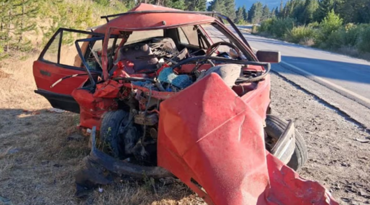 Así quedó el vehículo tras el trágico accidente. Así quedó el vehículo tras el trágico accidente.
