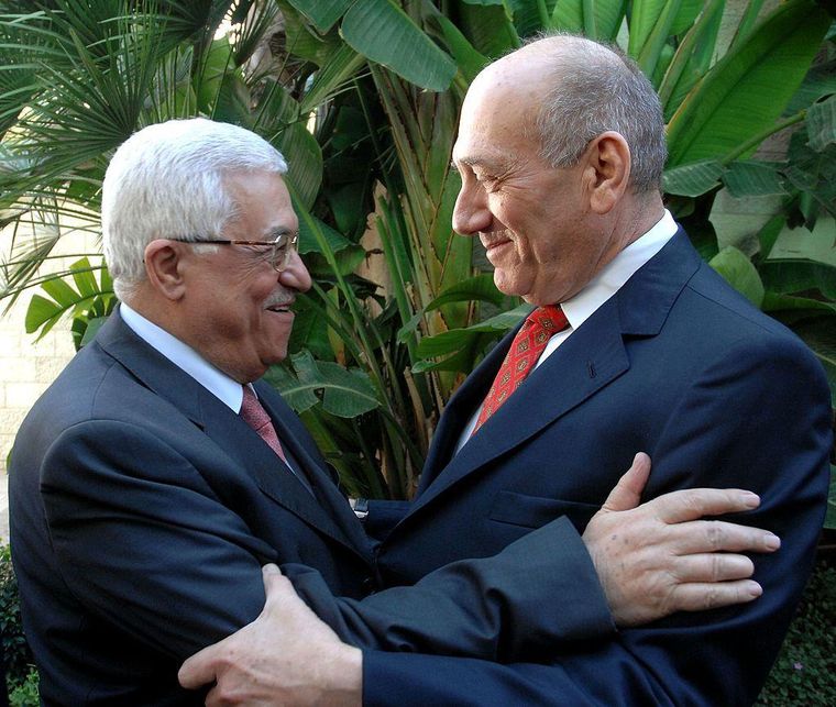 Mahmud Abás nunca firmó el plan de Olmert.