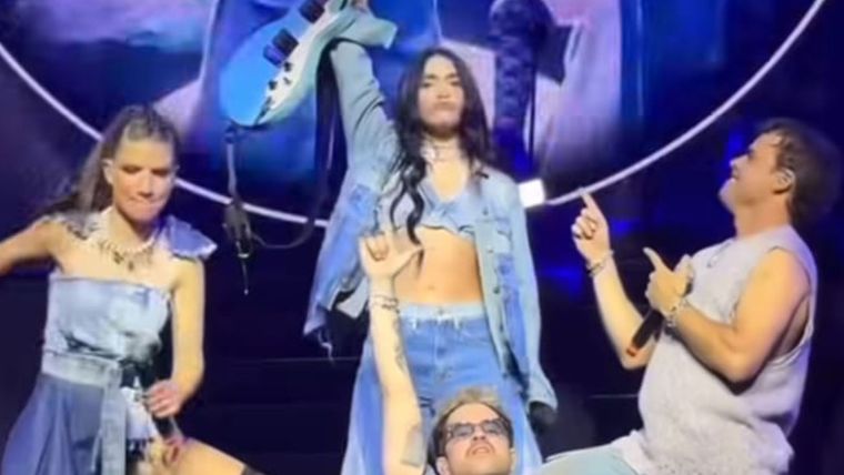 La mezcla de dos grandes referentes de las producciones que marcaron a una generación, hizo vibrar el Movistar Arena.