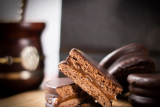 Llega la Noche de los Alfajores con más de 200 locales adheridos.