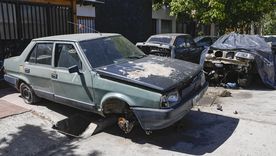 Autos abandonados en Guaymallén. Autos abandonados en Guaymallén.