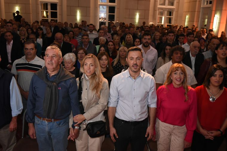 Luis Petri se impuso como el dirigente con mejor imagen en la encuesta de DC Consultores.