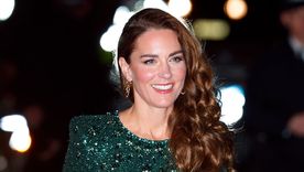 Kate Middleton Foto: Hello magazine - https://www.hellomagazine.com/imagenes/royalty/20220111130469/kate-middleton-birthday-photos-royal-fans-notice-subtle-detail/0-635-799/kate-middleton-birthday-photos-detail-t.jpg