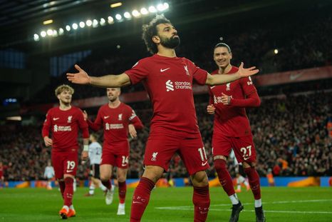 El gesto de Mohamed Salah con sus compañeros del Liverpool tras su polémica con Slot. Foto: EFE El gesto de Mohamed Salah con sus compañeros del Liverpool tras su polémica con Slot. Foto: EFE