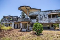 Trujillo tenía casas en todo el país para "mostrar su poder permanente en las comunidades", afirma el arquitecto José Enrique Delmonte.