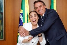bolsonaro pone a una actriz de telenovelas a cargo de cultura en brasil
