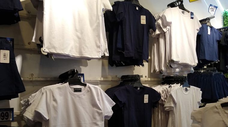 La diputada provincial que presentó un proyecto que solicita la flexibilización en la exigencia de los uniformes escolares Foto: MDZ