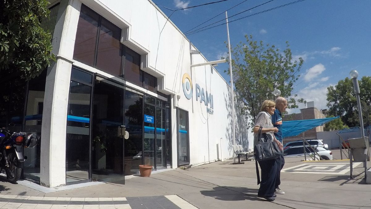 Hospitales gratis de PAMI: dónde atenderte y cómo sacar turno en abril