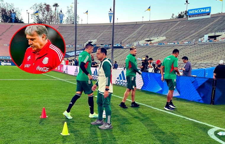 El Tata Martino no fue a la práctica de este jueves y mandó a su CT a dirigirla porque se quedó en el hotel viendo el amistoso entre Honduras y Argentina.