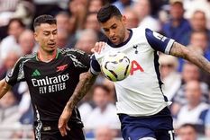 El defensor continuará en los Spurs, al menos una temporada más. Foto: Instagram @cutiromero2