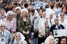 el mensaje de alberto fernandez por el dia de la memoria: levantamos los panuelos desde casa
