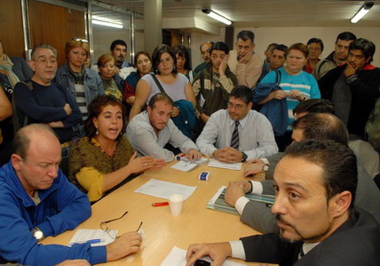 El miércoles próximo continuarán las negociaciones con los estatales. Foto: Nacho Gaffuri / MDZ