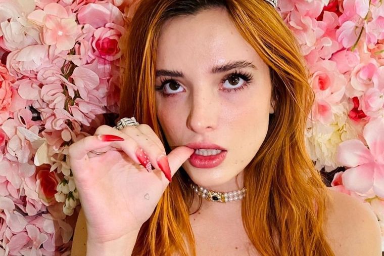 Bella Thorne, Instagram