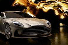 El exclusivo Aston Martin bañado en oro Foto: Aston Martin
