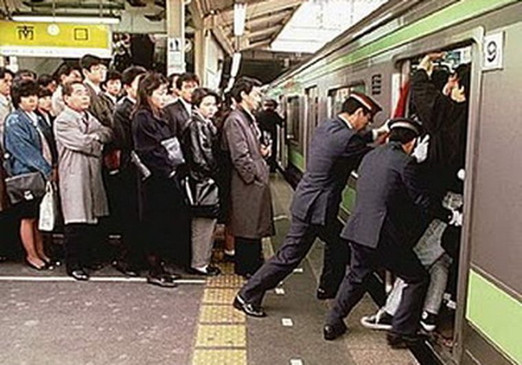 Los empujadores en acción. Foto: web