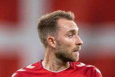 leccion de respeto: asi se vivio en las tribunas el dramatico momento del desvanecimiento de eriksen