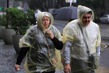 El SMN anticipa para el sábado por la noche lluvias, tormentas fuertes y un brusco cambio en las temperaturas en el AMBA. Foto: NA / MARIANO SANCHEZ