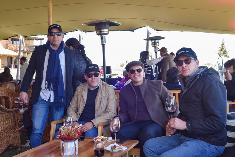 Maximiliano Díaz, Andrés Quiroga, Emmanuel Salgado y Gianfranco Pérez. Maximiliano Díaz, Andrés Quiroga, Emmanuel Salgado y Gianfranco Pérez.