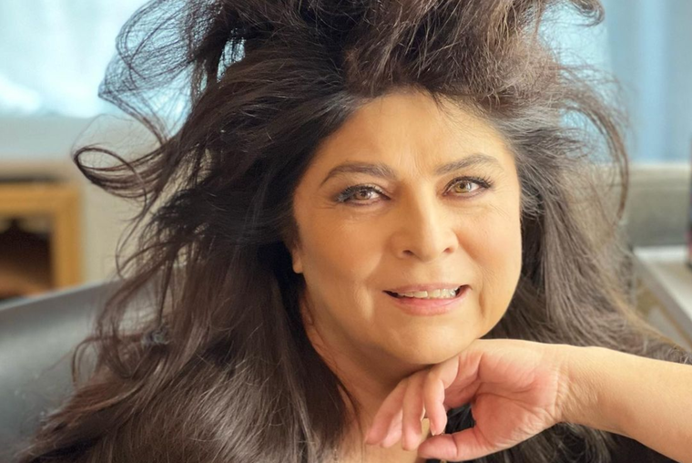 En los últimos días, Victoria Ruffo estuvo compartiendo oraciones pidiendo por la salud de Derbez