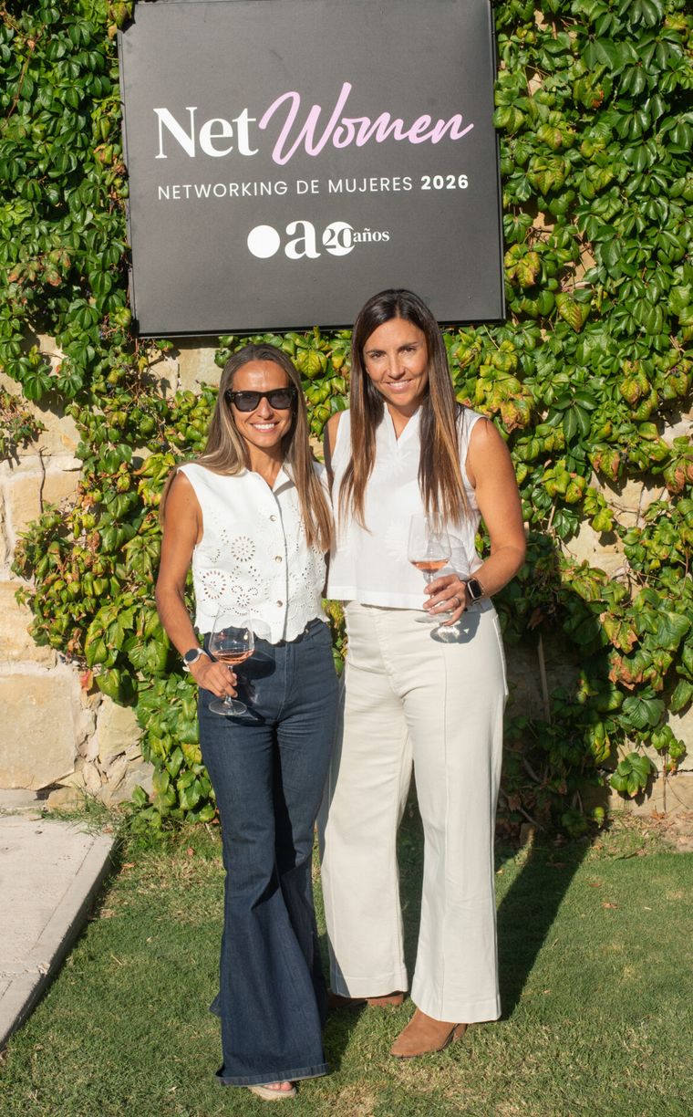 Gisela Rivarola y Macarena Esteller. Gisela Rivarola y Macarena Esteller.