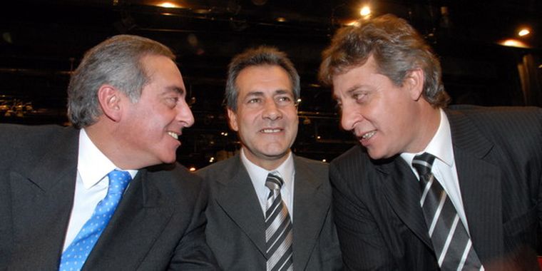 Fayad, anoche, en medio de los justicialistas. Foto: Gómez-González