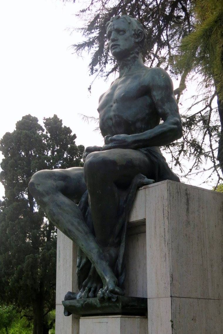 El Moisés en la ciudad de Rosario. El Moisés en la ciudad de Rosario.