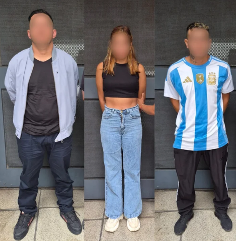 El falso policía y la pareja que tenía marihuana en su poder, fueron detenidos. El falso policía y la pareja que tenía marihuana en su poder, fueron detenidos.