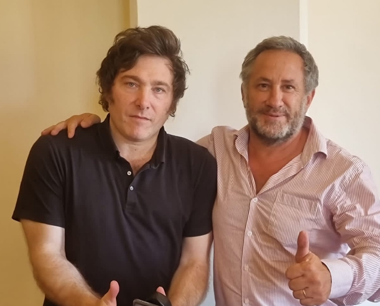 Nuevo. Javier Milei y Pablo de la Torre. Foto: Twitter.