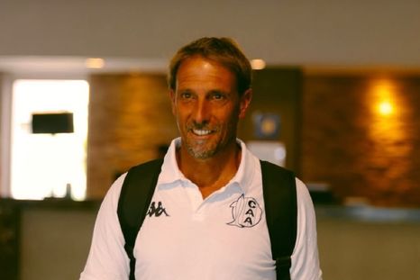 A los 51 años, Mariano Charlier dirige la primera de Aldosivi y se prepara para enfrentar a Boca en el Minella. A los 51 años, Mariano Charlier dirige la primera de Aldosivi y se prepara para enfrentar a Boca en el Minella.