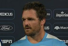 El capitán de Los Pumas, Julián Montoya, agradeció a sus compañeros y a la gente tras el triunfo ante los All Blacks. El capitán de Los Pumas, Julián Montoya, agradeció a sus compañeros y a la gente tras el triunfo ante los All Blacks.