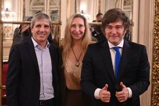 El Gobierno busca estirar los festejos por la reforma laboral pero los temas irresueltos de la agenda, como inflación, actividad económica y deuda vuelven una y otra vez a la agenda.&nbsp; 