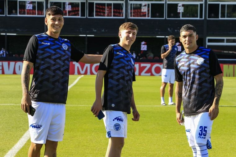 Funes, con Andino y Pascual. Foto: Twitter Godoy Cruz