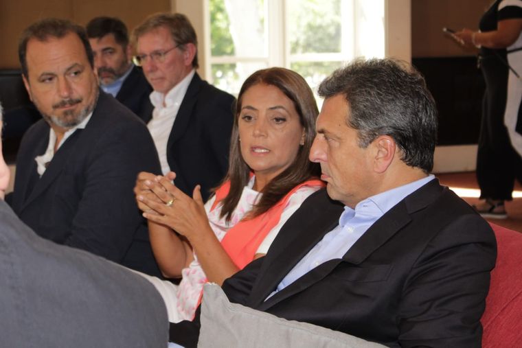 Gabriela Lizana y Sergio Massa Foto: Twitter @LizanaGaby